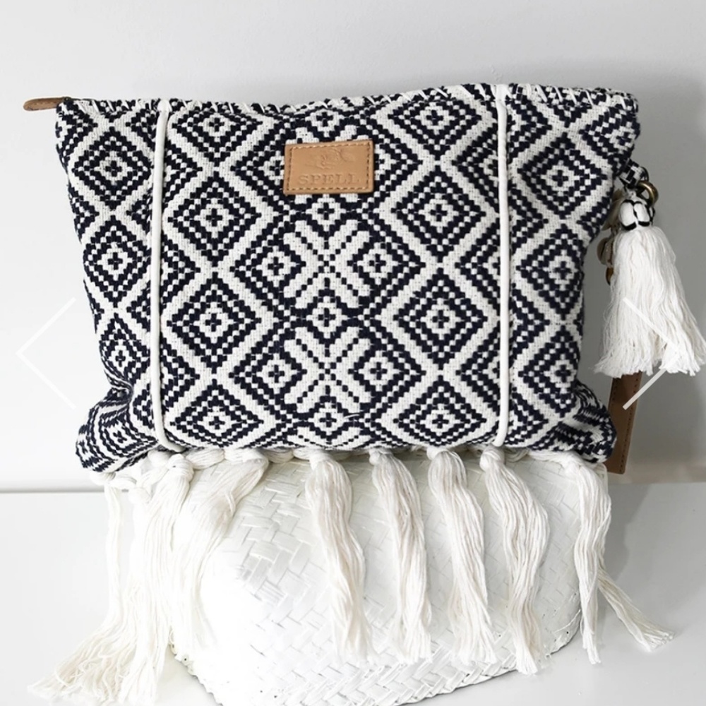 NWT Vintage Spell & the gypsy Atlantic Clutch FIRM - Picture 1 of 6